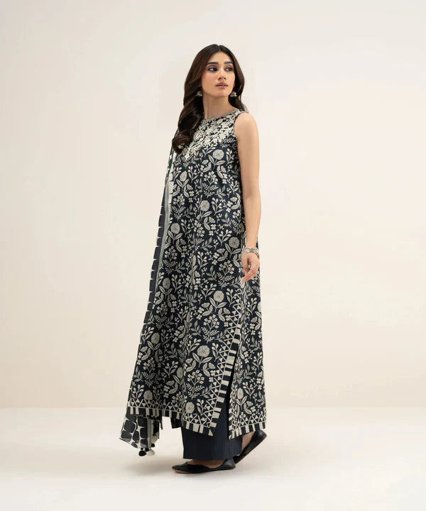 Sapphire Summer '26 - 3 Piece - Embroidered Lawn Suit - 3pedds26v543