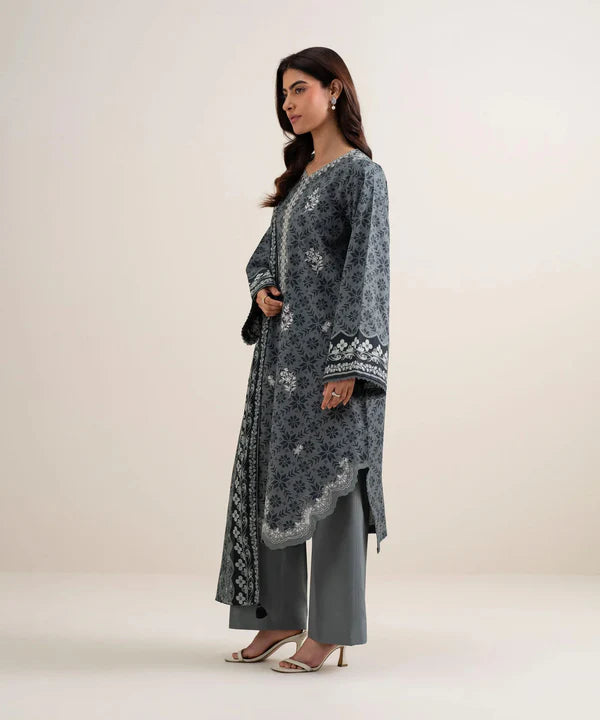 Sapphire Summer '26 - 3 Piece - Embroidered Lawn Suit - 3pedys26v552