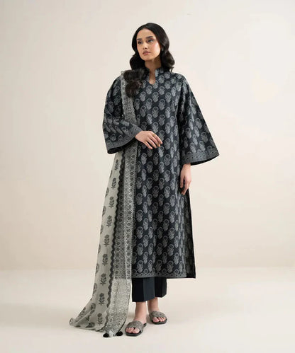 Sapphire Summer '26 - 3 Piece - Embroidered Lawn Suit - 3pdys26v5136