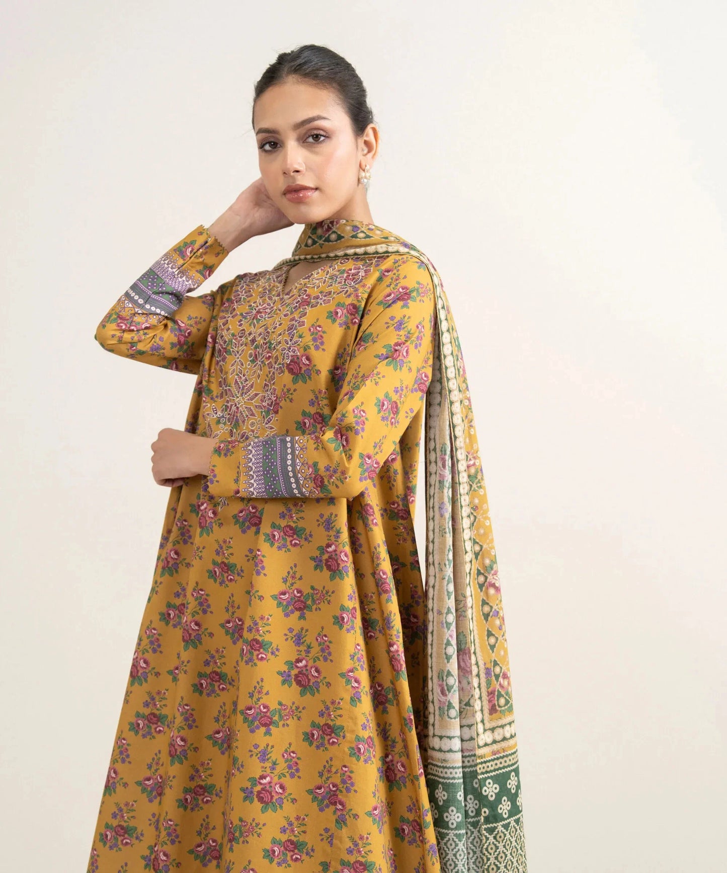 Sapphire Summer '26 - 3 Piece - Embroidered Lawn Suit - U2dedys26v59