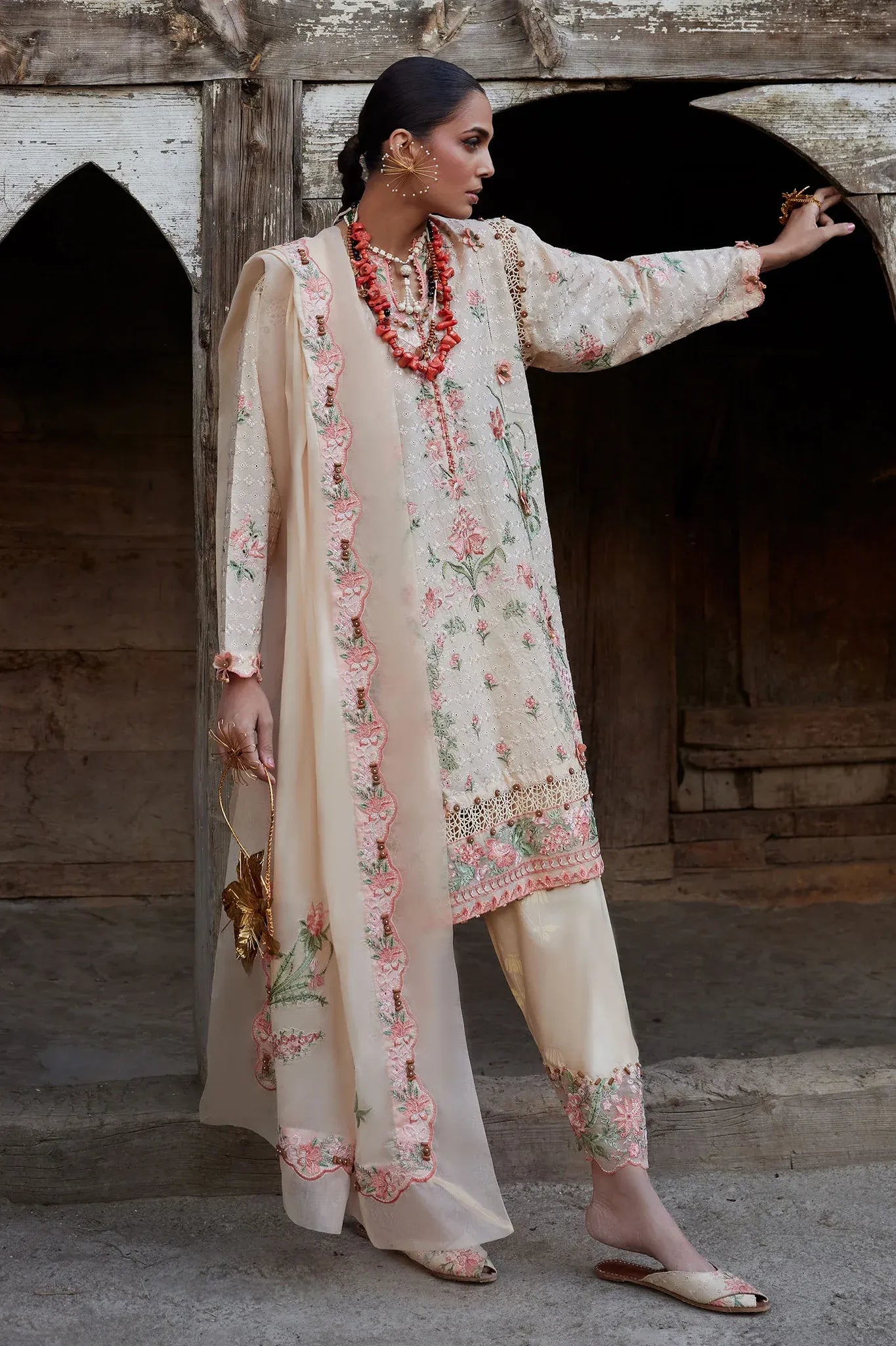 Elan Lawn '26 - Mehrvaan (EL26-10 A)