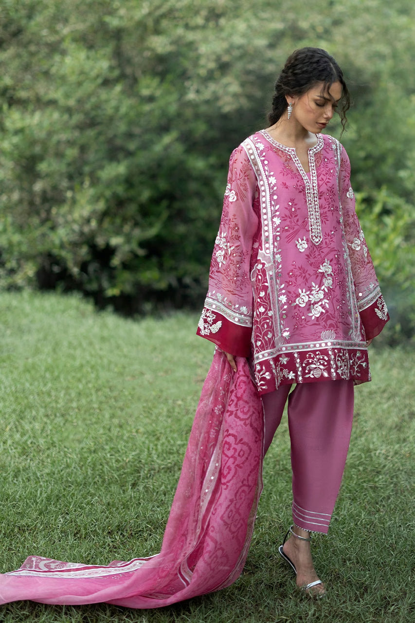 Sania Maskatiya Winter Festive '26 - Jenna