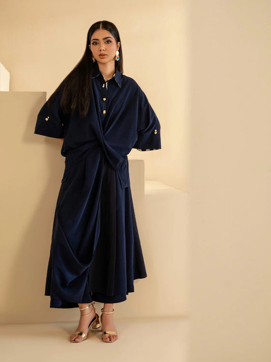 Iqa Lea '26 - Livia - Navy Blue