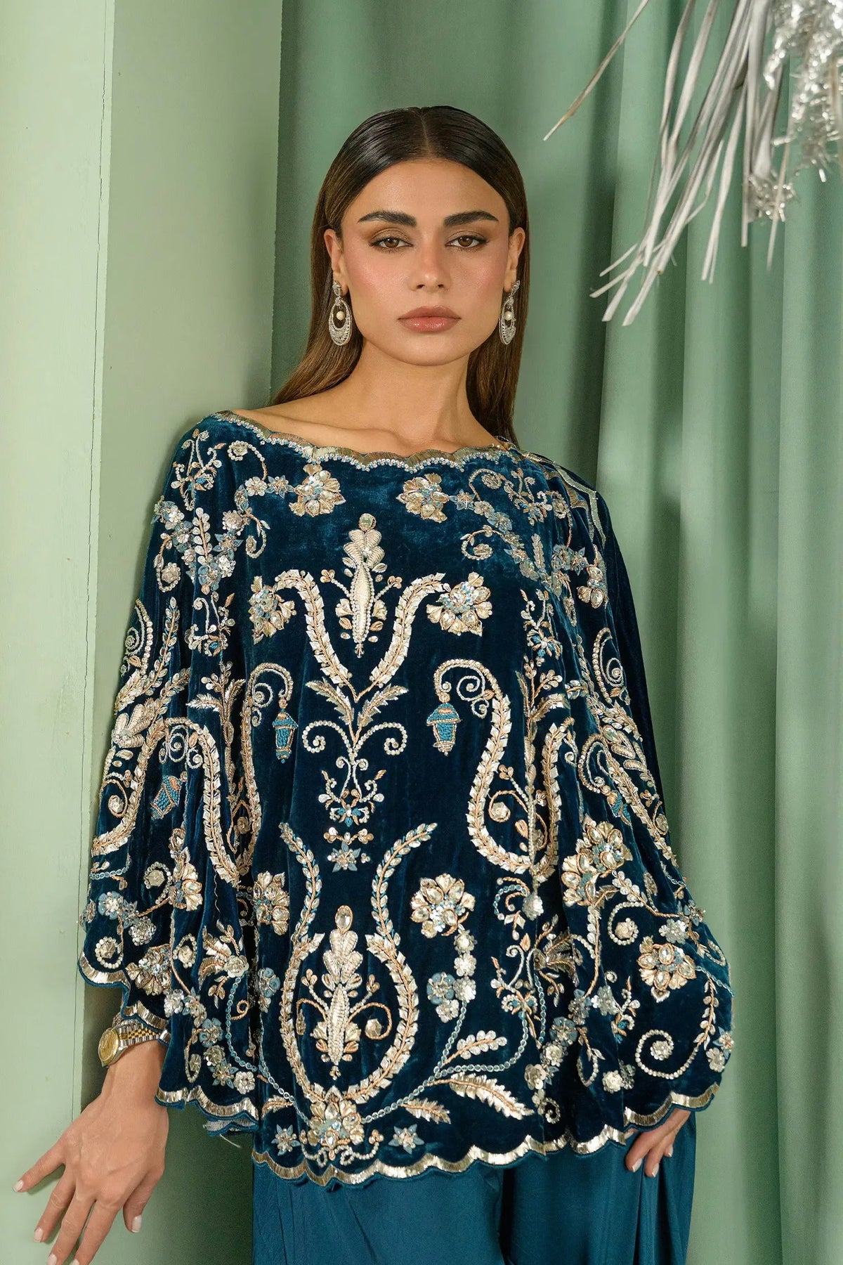Flairs Studio Lustre The Velvet Glow '26 - Navy Glaze