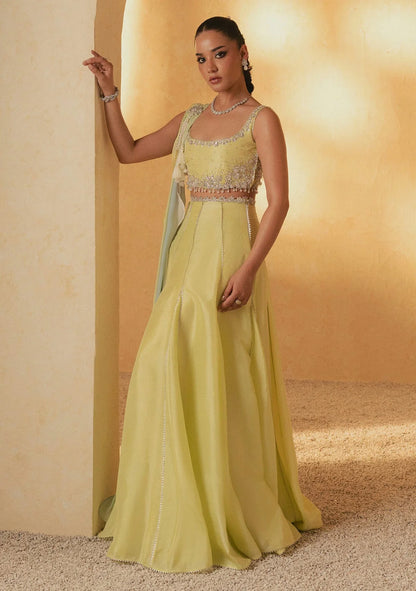 Zainab Zulfiqar New In '26 - Nazgol