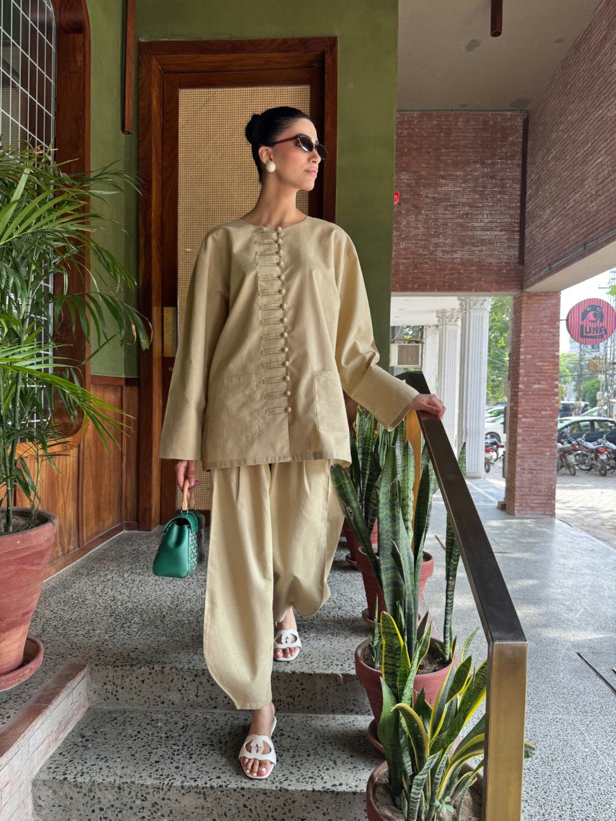 Barae Khanom Timeless Series Drop II '26 - Oat Set