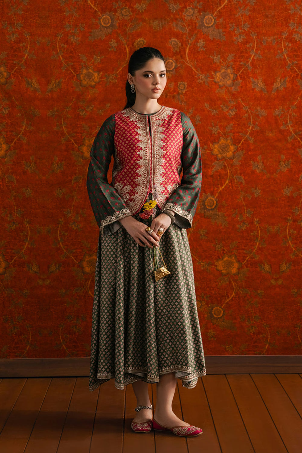 Ethnc Rozana Winter Drop 1 '26 - EMBROIDERED SHIRT | E4704-103-707