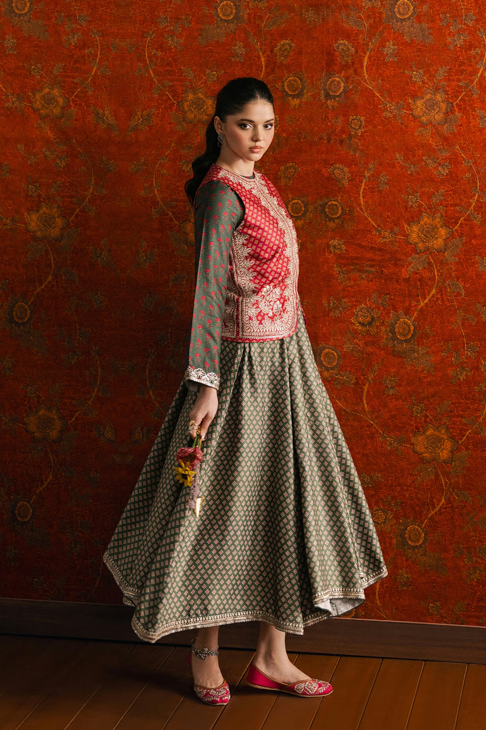 Ethnc Rozana Winter Drop 1 '26 - EMBROIDERED SHIRT | E4704-103-707
