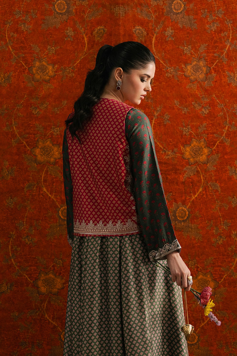 Ethnc Rozana Winter Drop 1 '26 - EMBROIDERED SHIRT | E4704-103-707