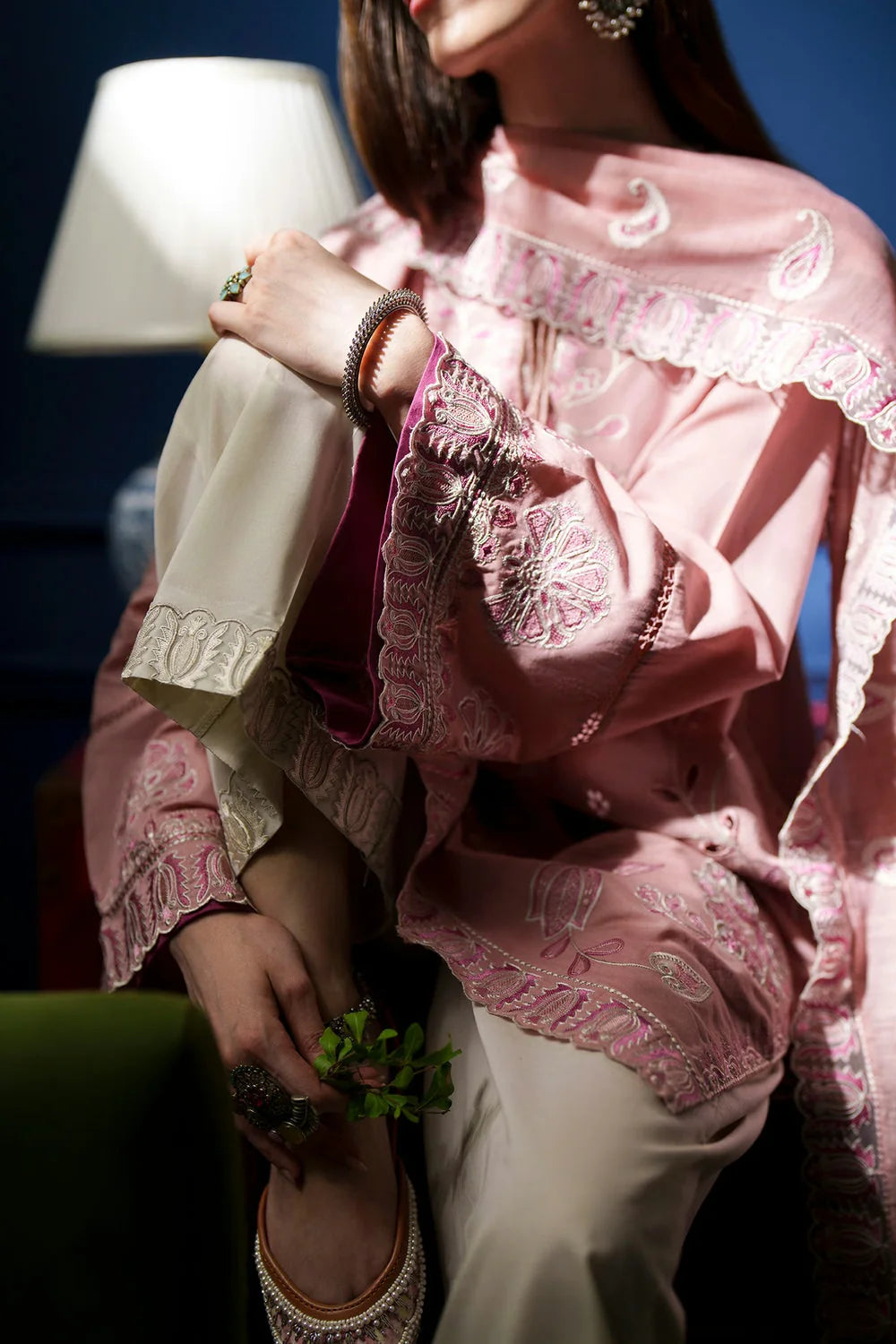 Ethnc Rozana '26 - Embroidered Suit | E4357/103/426