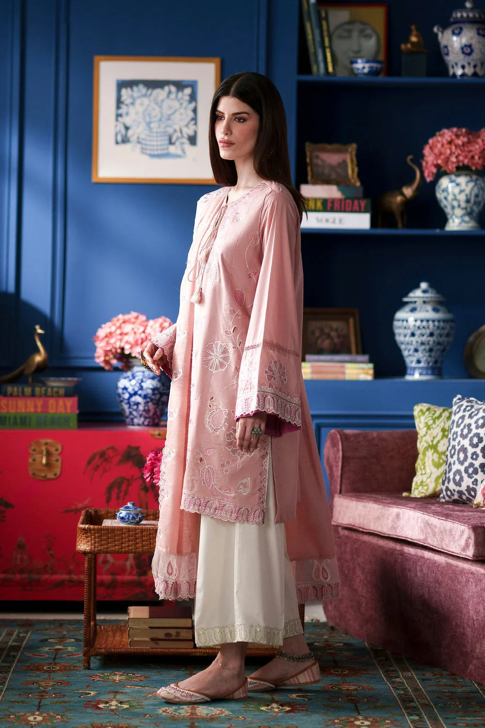 Ethnc Rozana '26 - Embroidered Suit | E4357/103/426