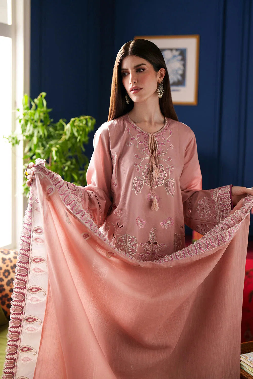 Ethnc Rozana '26 - Embroidered Suit | E4357/103/426