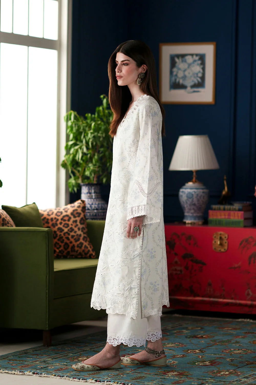 Ethnc Rozana '26 - Embroidered Suit | E4626/103/002