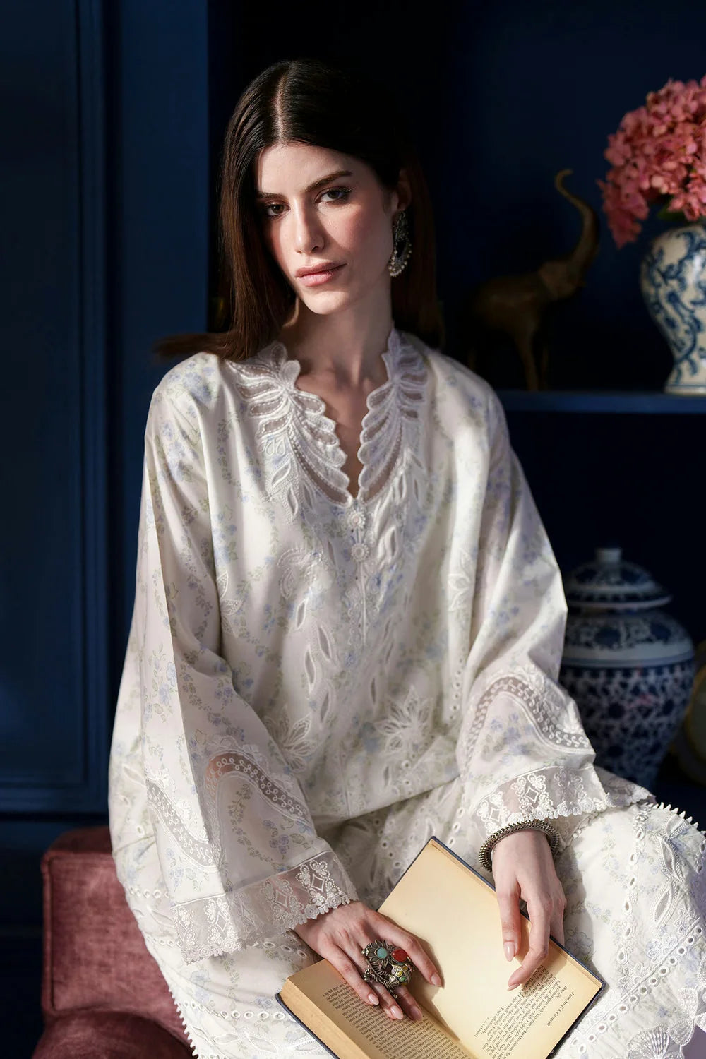 Ethnc Rozana '26 - Embroidered Suit | E4626/103/002