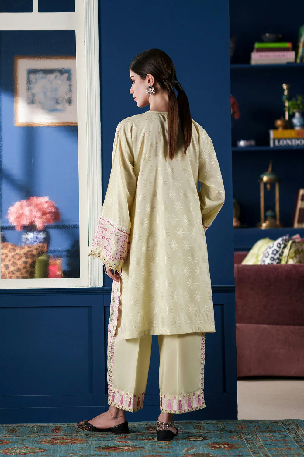Ethnc Rozana '26 - Embroidered Suit | E4629/103/115