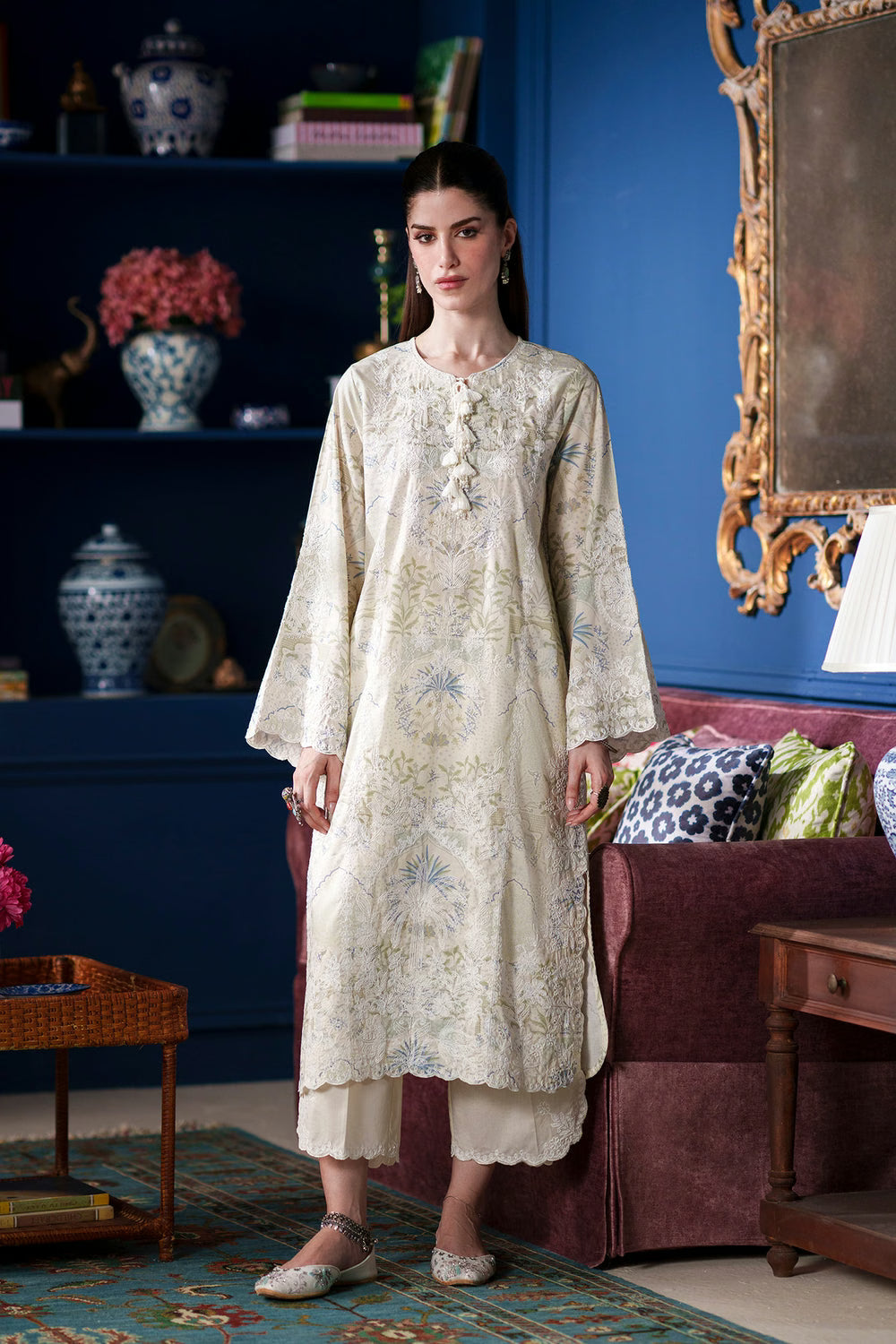 Ethnc Rozana '26 - Embroidered Suit | E4646/103/006