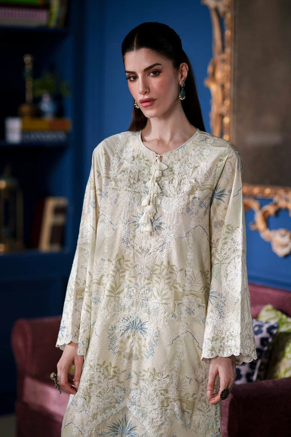 Ethnc Rozana '26 - Embroidered Suit | E4646/103/006