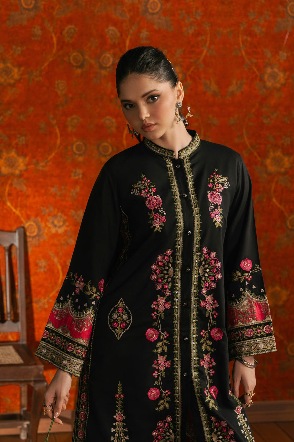 Ethnc Rozana Winter Drop 1 '26 - EMBROIDERED SUIT | E4701/103/901