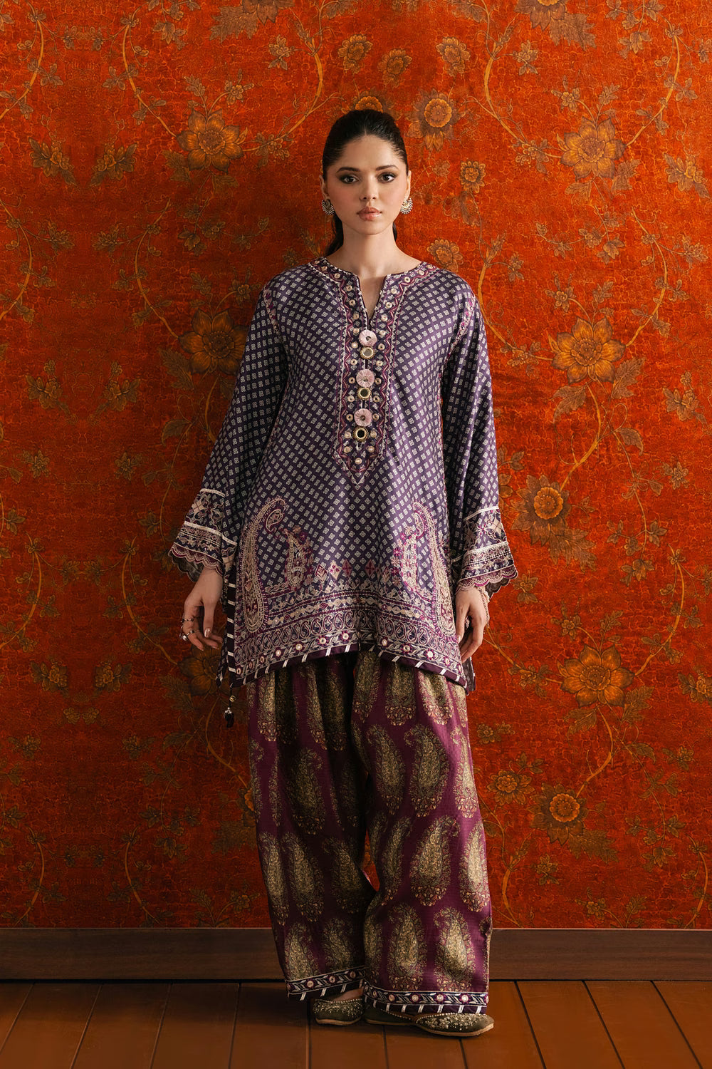 Ethnc Rozana Winter Drop 1 '26 - EMBROIDERED SUIT | E4702/103/622