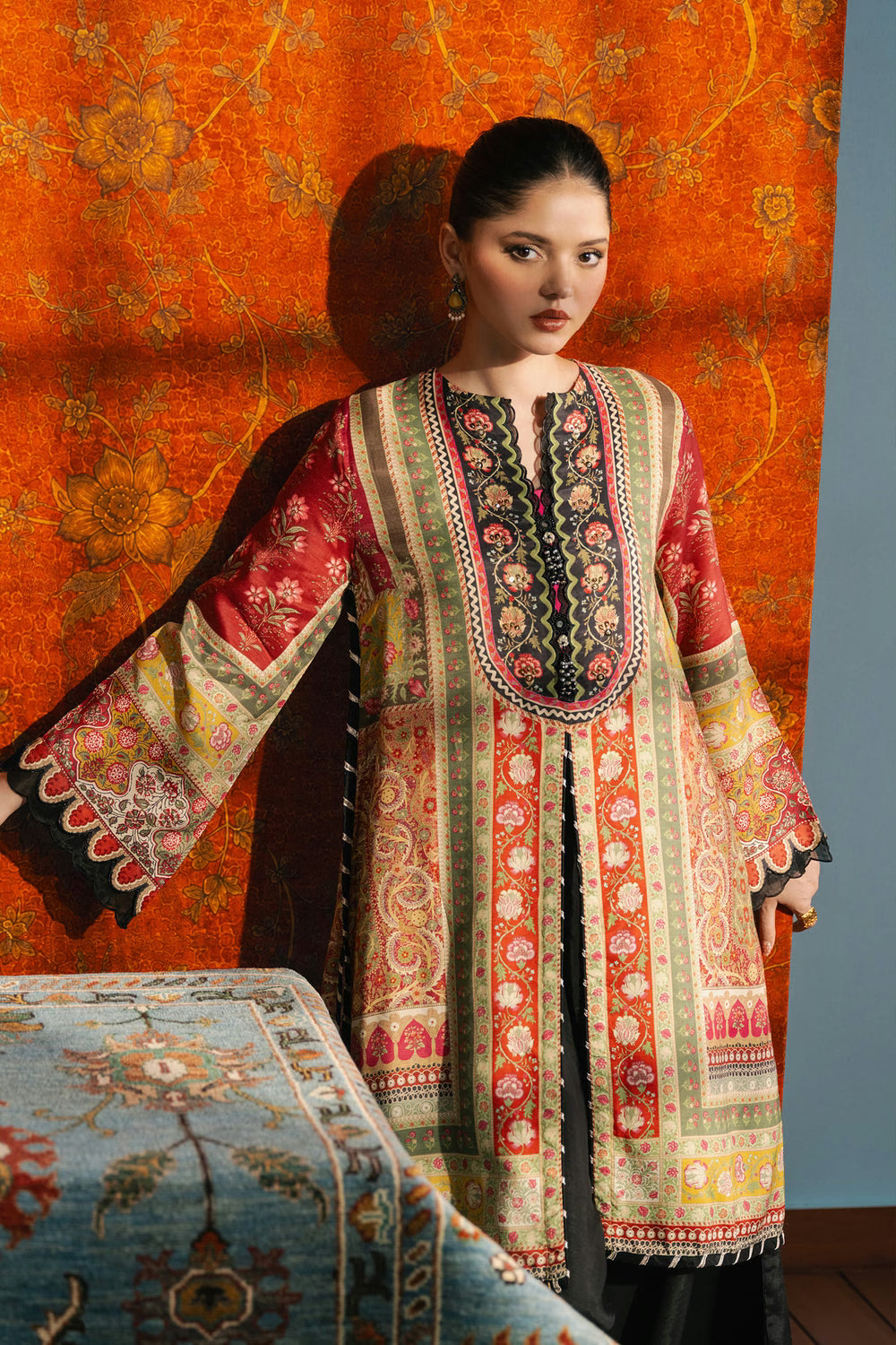 Ethnc Rozana Winter Drop 1 '26 - EMBROIDERED SUIT | E4727-103-414