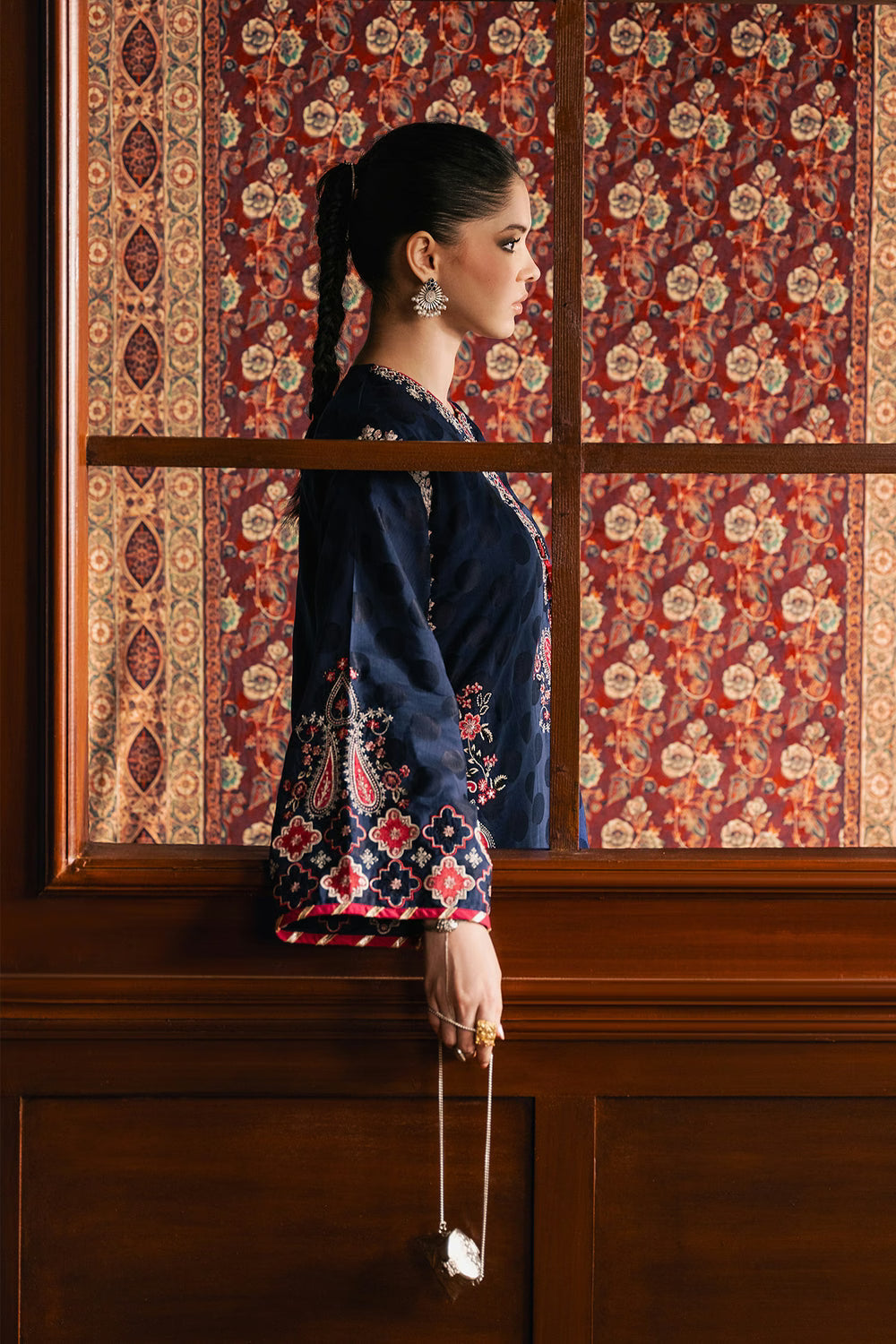 Ethnc Rozana Winter Drop 1 '26 - EMBROIDERED SUIT | E4756/103/620