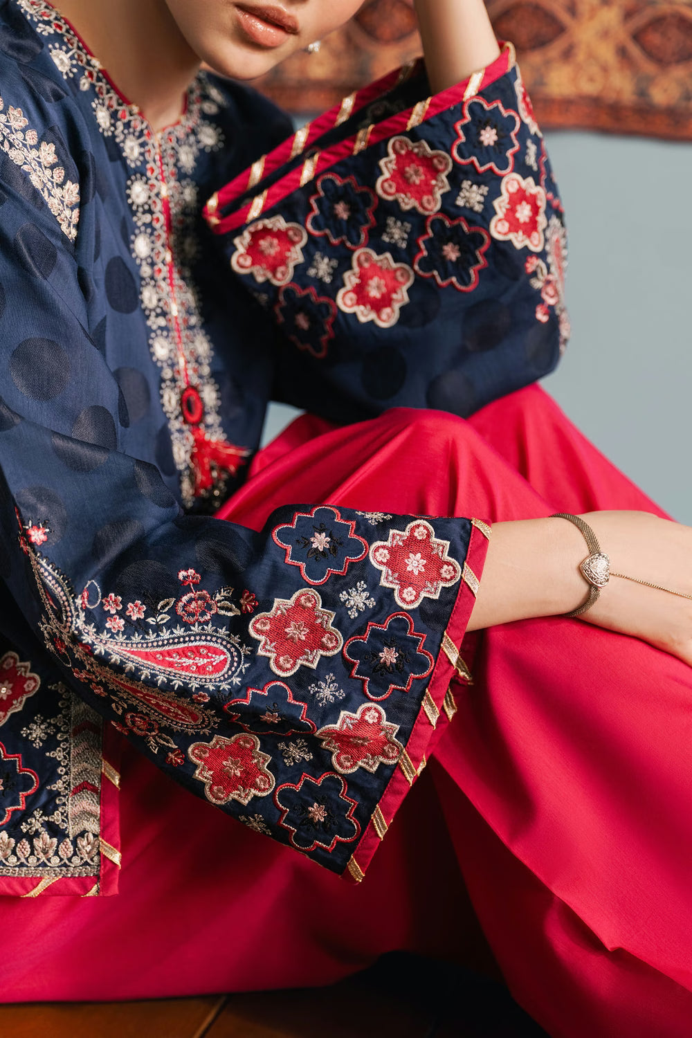 Ethnc Rozana Winter Drop 1 '26 - EMBROIDERED SUIT | E4756/103/620