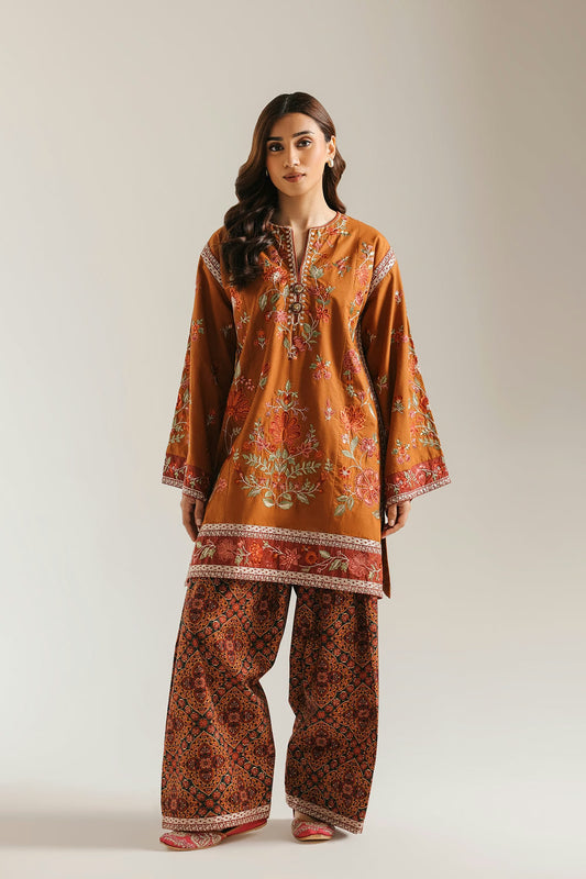 Ethnc Rozana '26 - Embroidered Suit | E4799-103-204