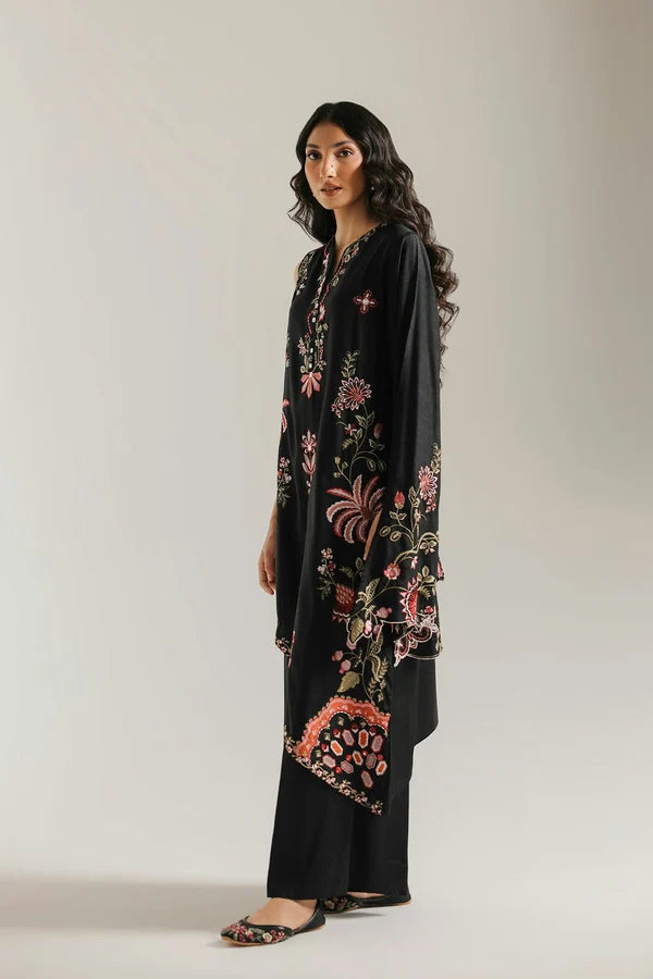Ethnc Rozana '26 - EMBROIDERED SUIT | E4832-103-901