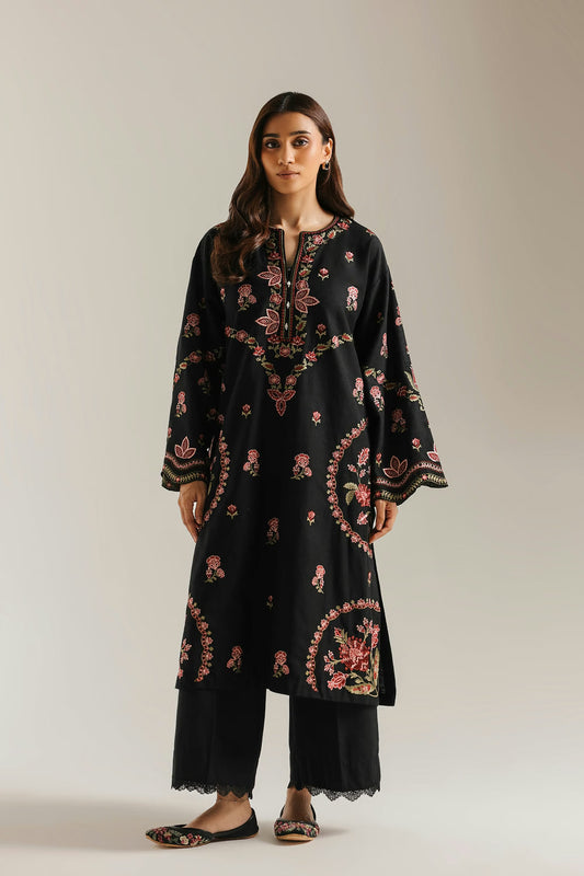 Ethnc Rozana '26 - Embroidered Suit | E4866-103-901