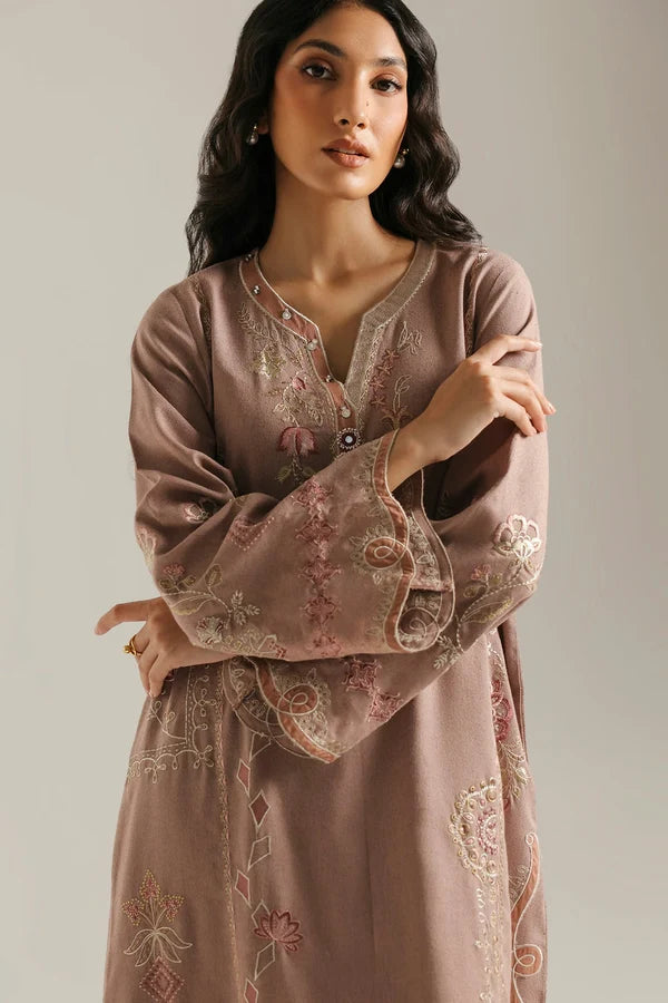 Ethnc Rozana '26 - EMBROIDERED SUIT | E4878-103-815