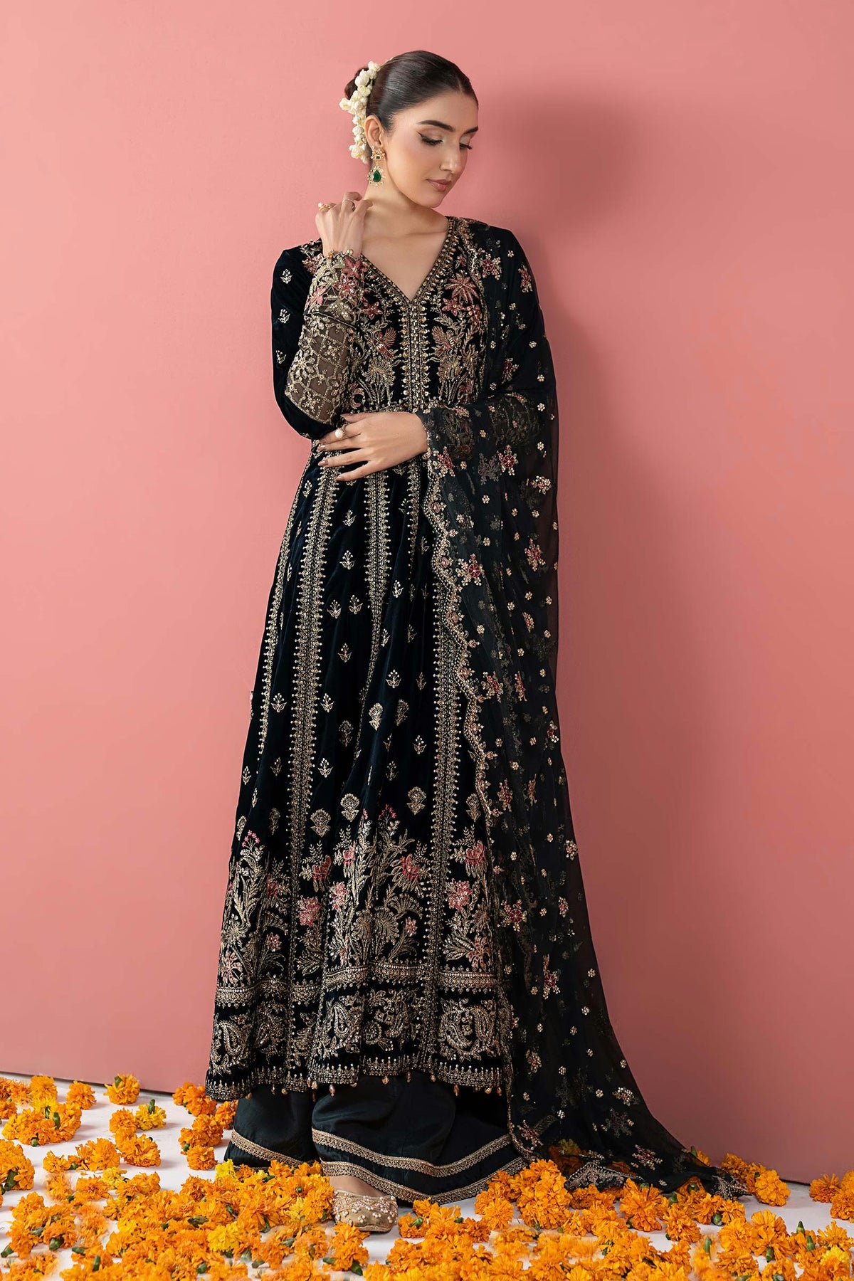 Maria.B Luxury Formals Velvet '26 - 3 Piece Embroidered Velvet Suit | SFW2501-GRN