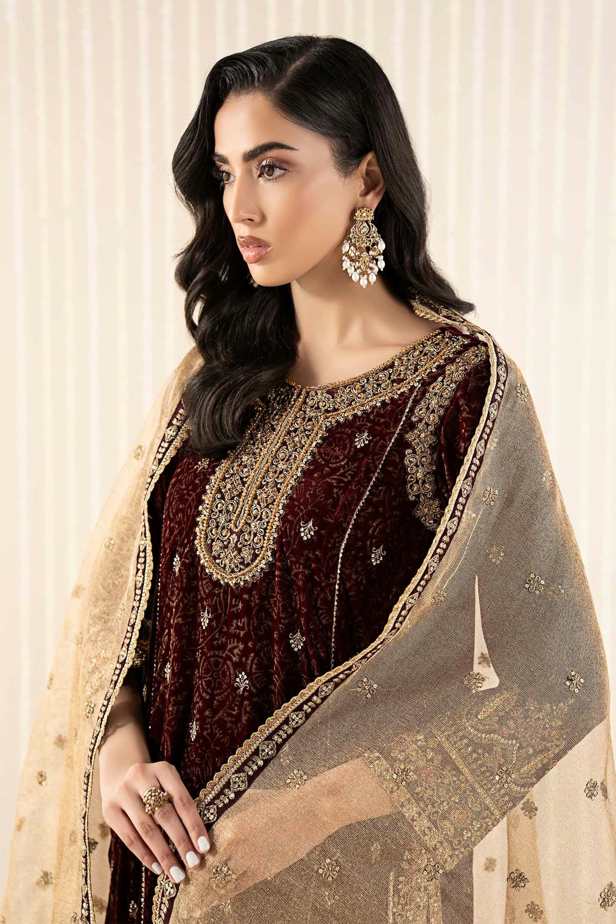 Maria.B Luxury Formals Velvet '26 - 3 Piece Embroidered Velvet Suit | SFW2509-MRN