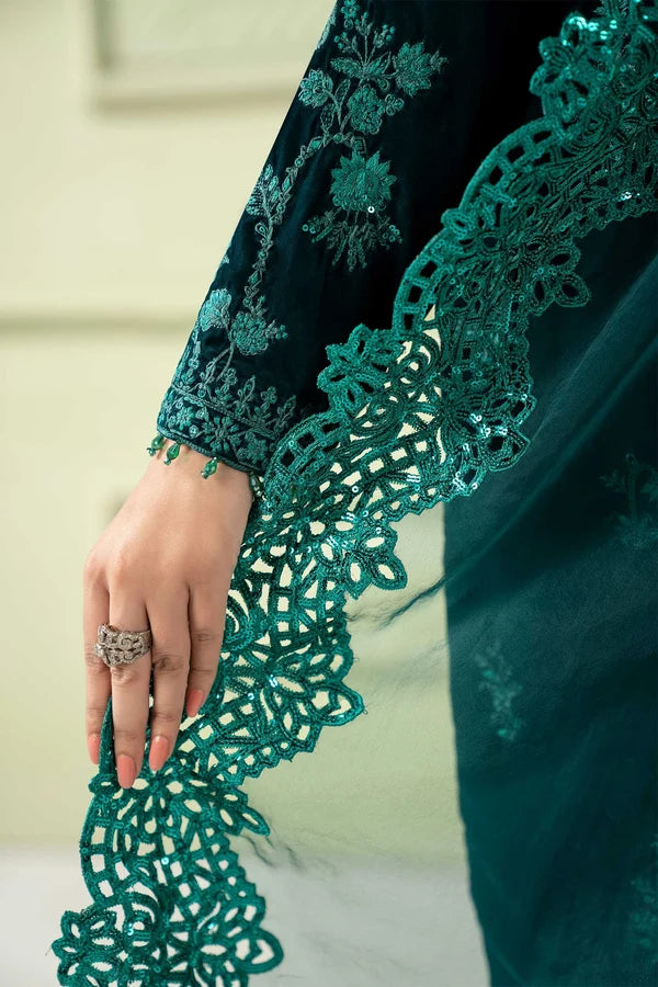 Maria.B Luxury Formals Velvet '26 - 3 Piece Embroidered Velvet Suit | SFW2512-GRN