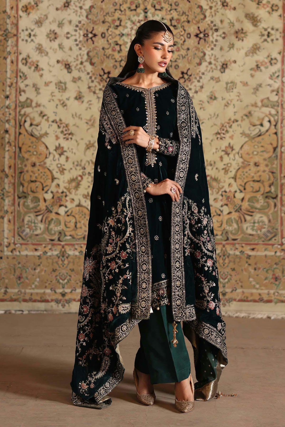 Maria.B Luxury Formals Velvet '26 - 3 Piece Embroidered Velvet Suit | SFW2546-GRN