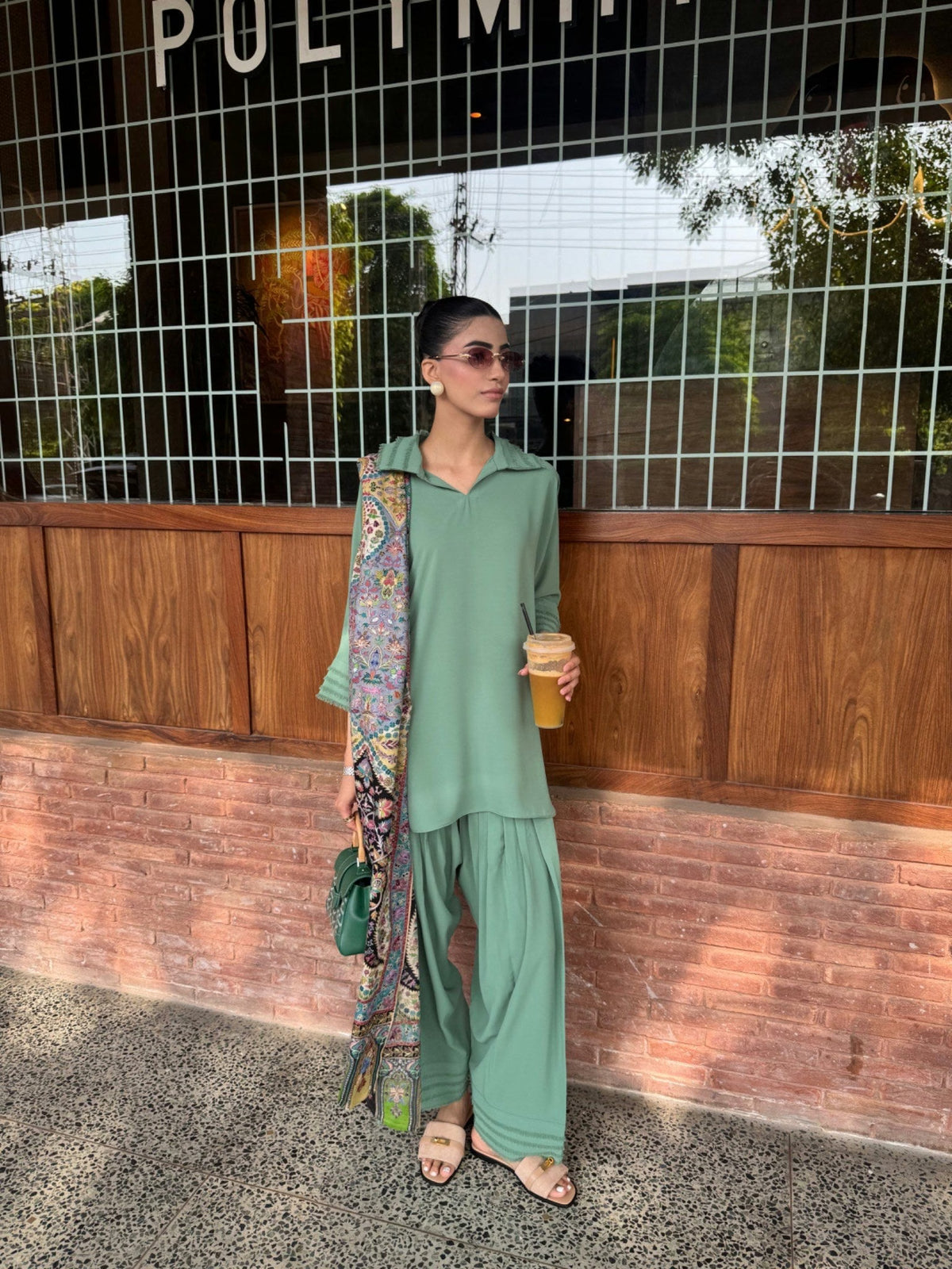 Barae Khanom Timeless Series Drop II '26 - Sia Set