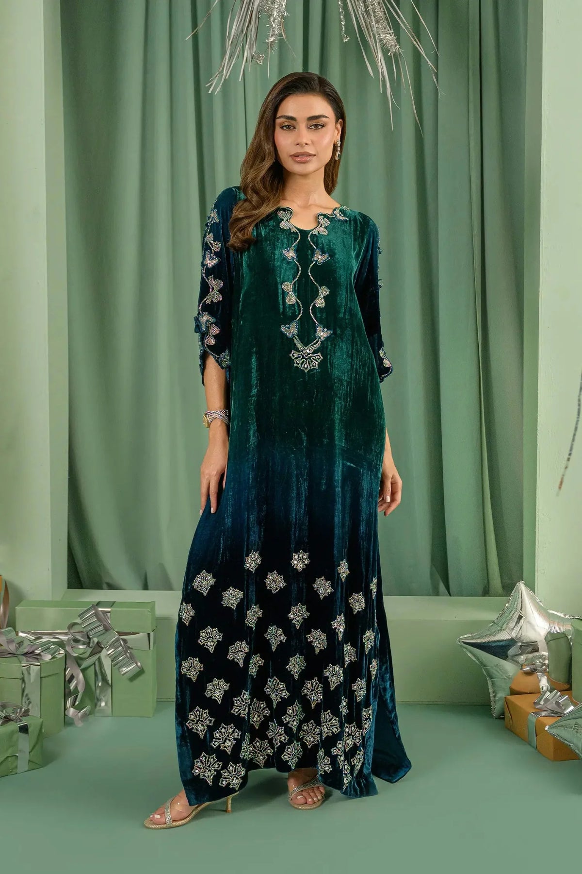 Flairs Studio Lustre The Velvet Glow '26 - Teal Drizzle