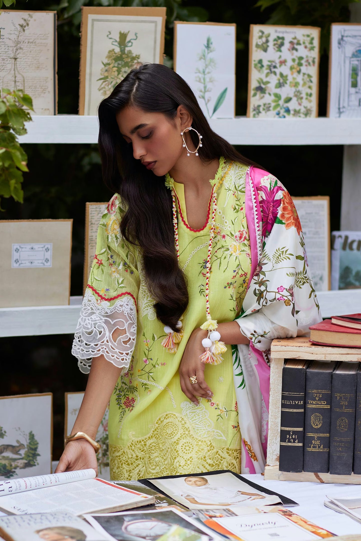 Sana Safinaz Unstitched Embroidered 3 Piece Muzlin Suit | M262-010a-cl