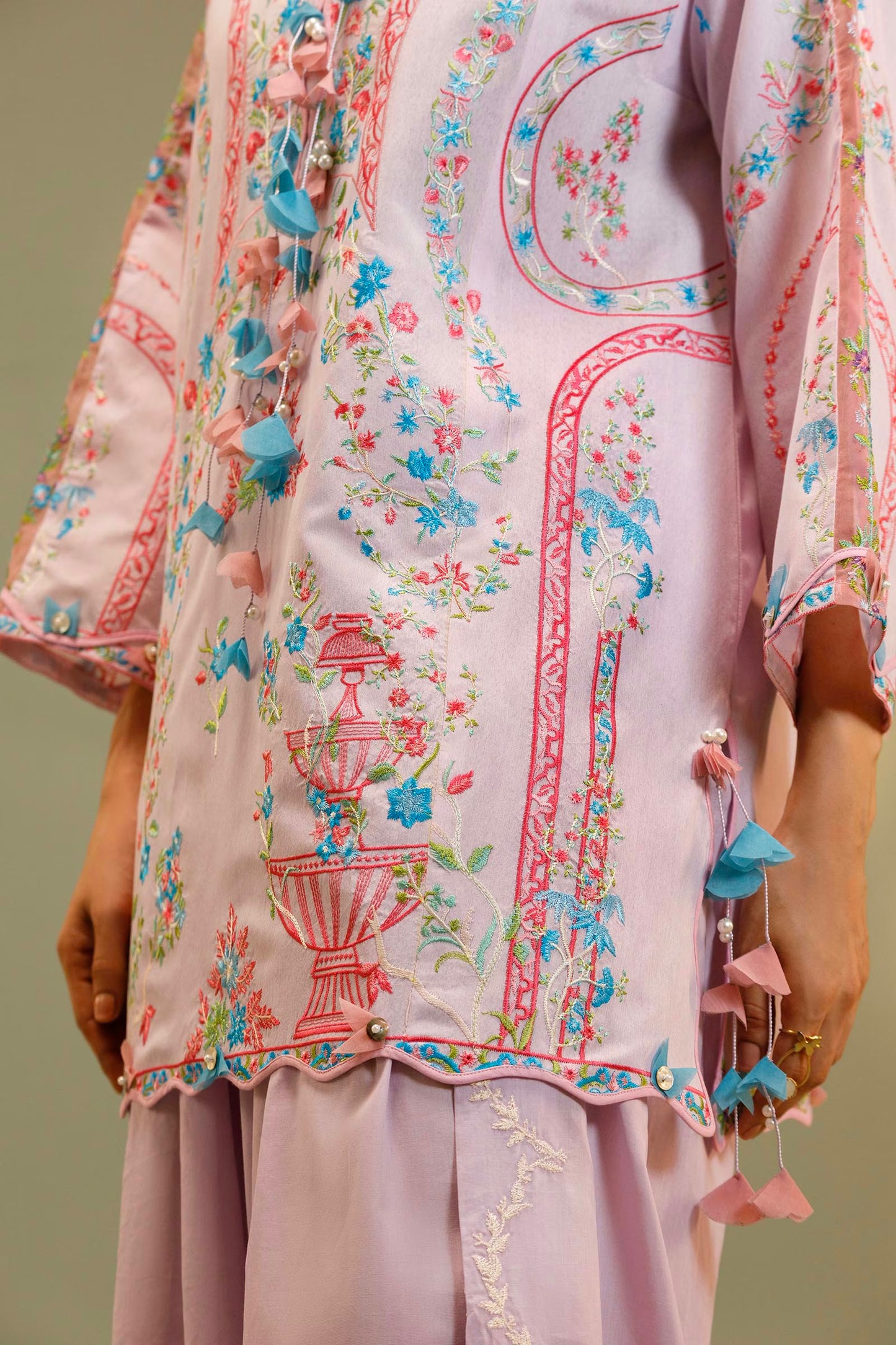 Sana Safinaz Unstitched Embroidered 3 Piece Muzlin Suit | M262-011b-dc