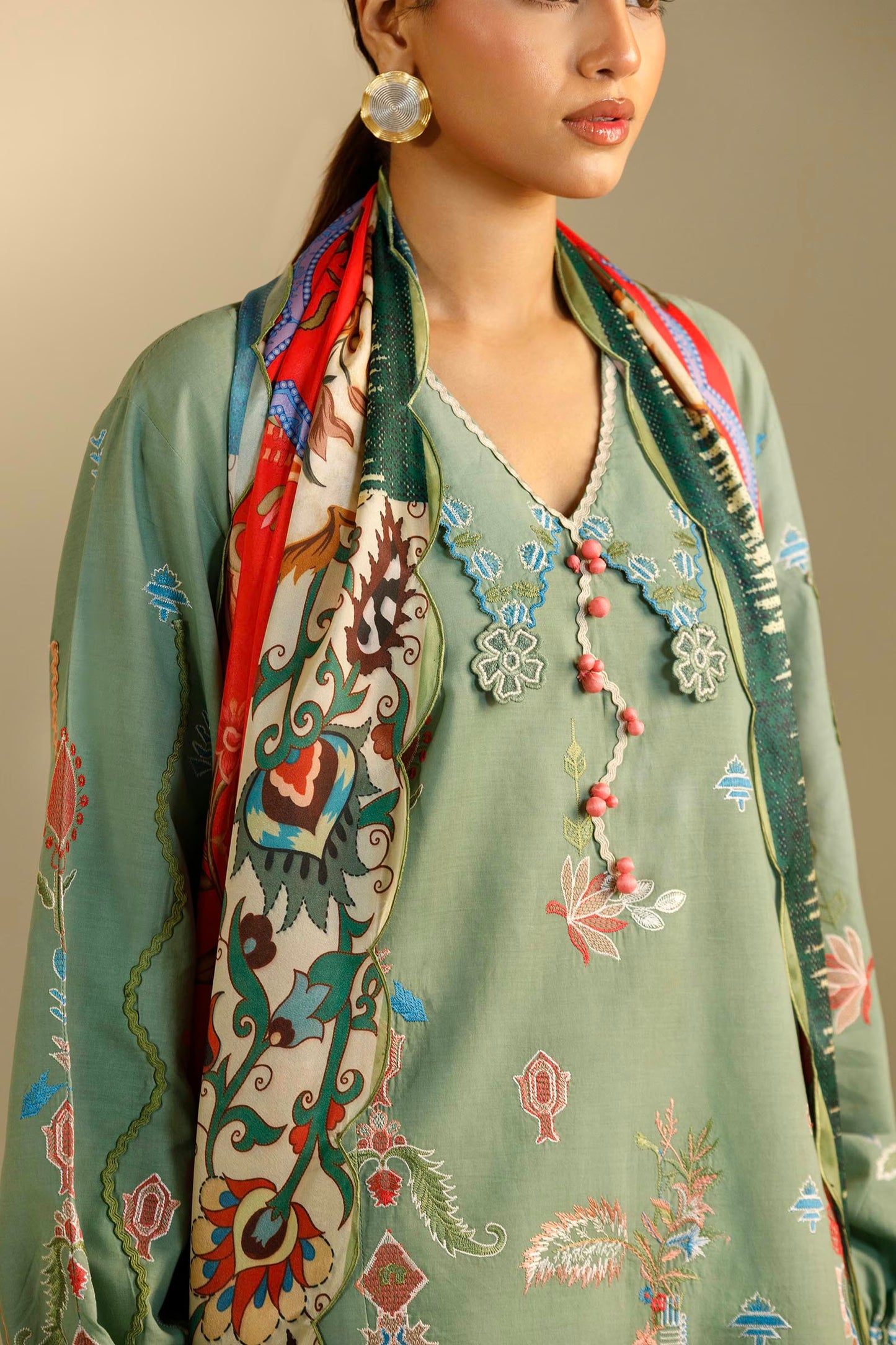 Sana Safinaz Unstitched Embroidered 3 Piece Muzlin Suit | M262-015a-cl