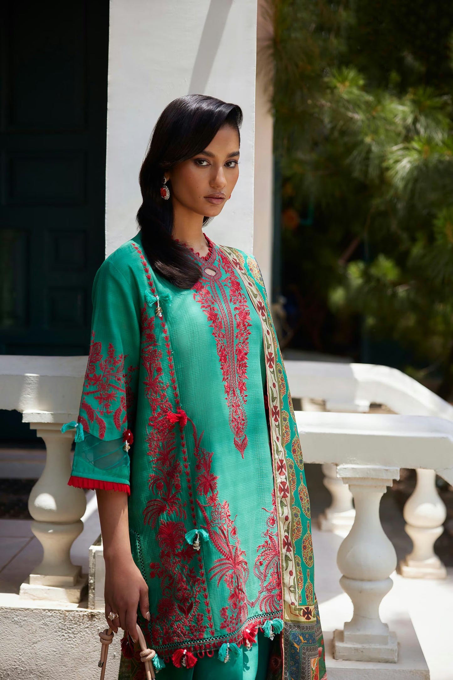 Sana Safinaz Unstitched Embroidered 3 Piece Muzlin Suit | M262-002a-dc
