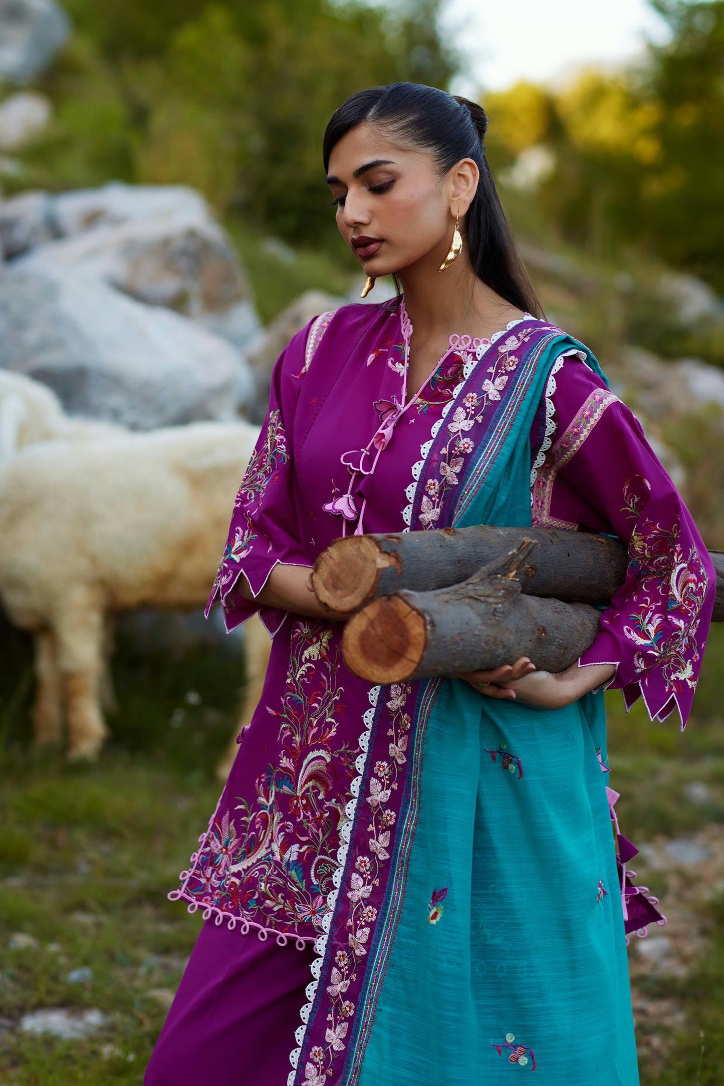 Sana Safinaz Unstitched Embroidered 3 Piece Muzlin Suit | M262-016b-dc