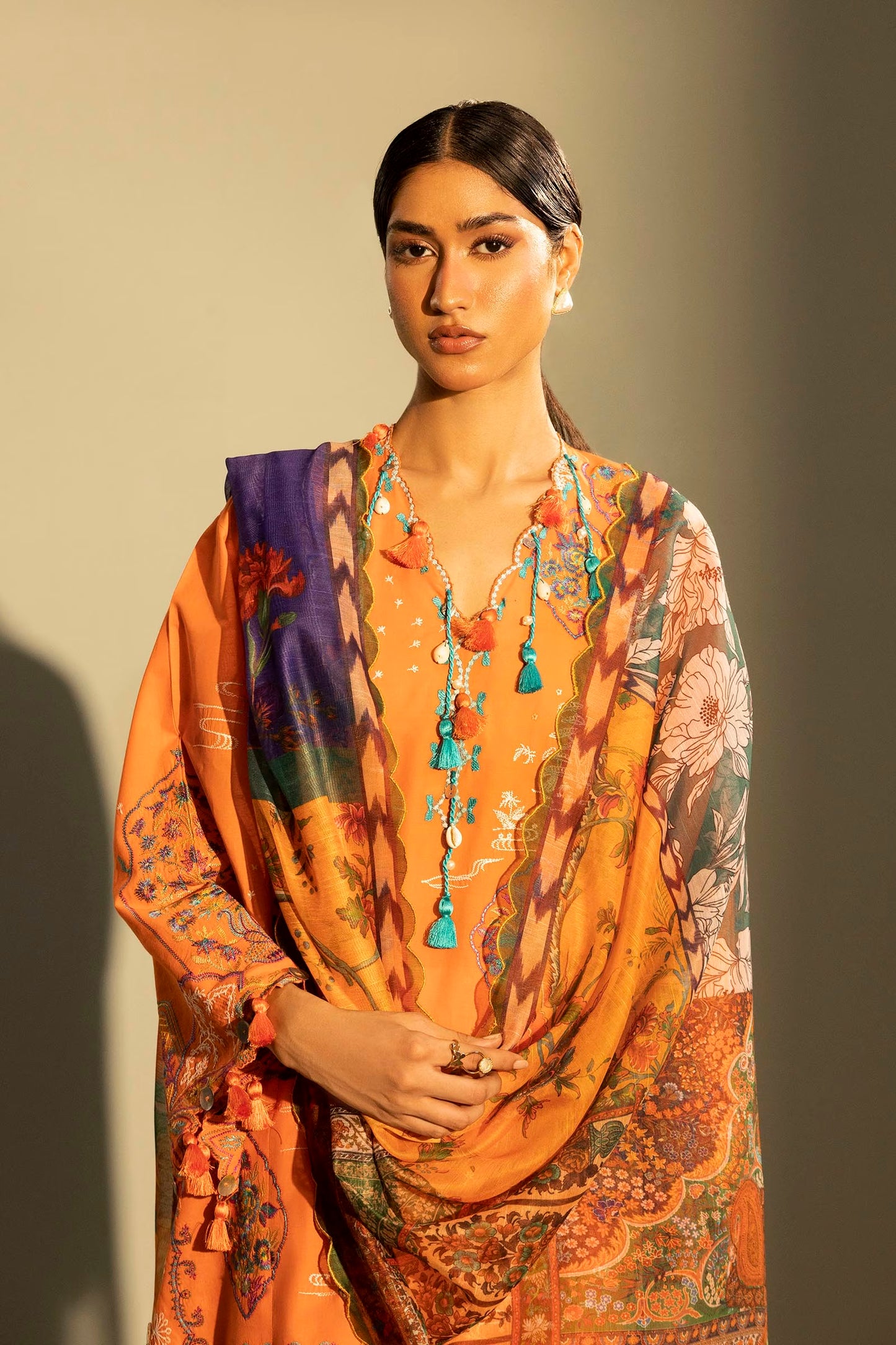 Sana Safinaz Unstitched Embroidered 3 Piece Muzlin Suit | M262-020b-dc