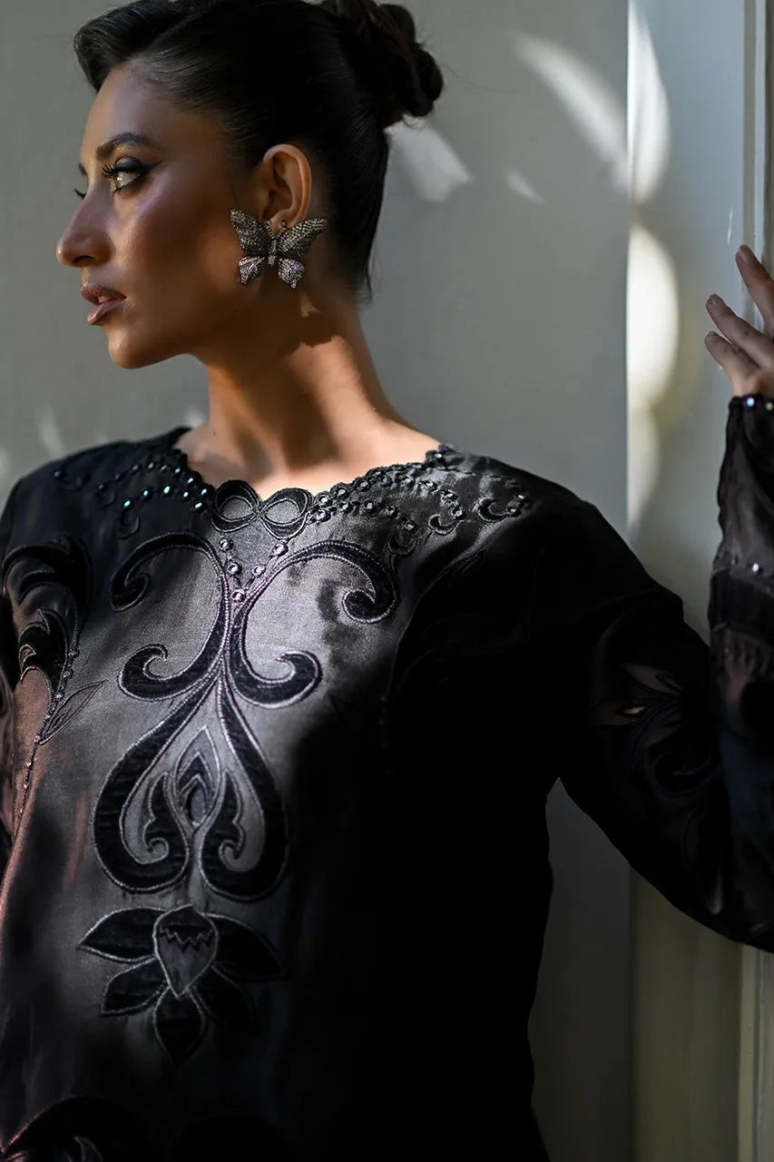 Nadia Farooqui Capsule Collection '25 - Velvet Pearl