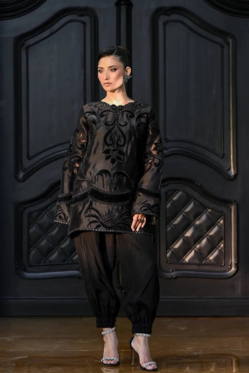 Nadia Farooqui Capsule Collection '25 - Velvet Pearl