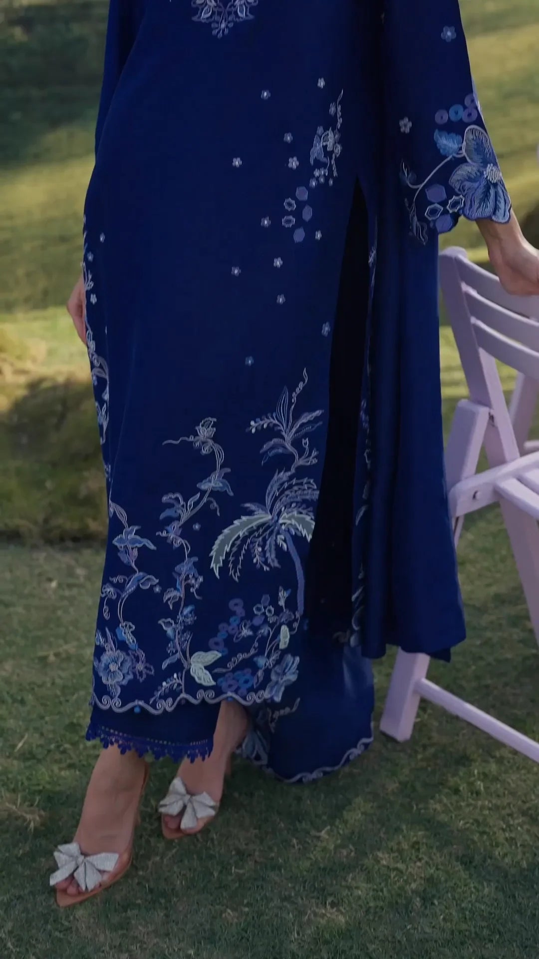 Farah Talib Aziz | Noirah Shirt And Dupatta