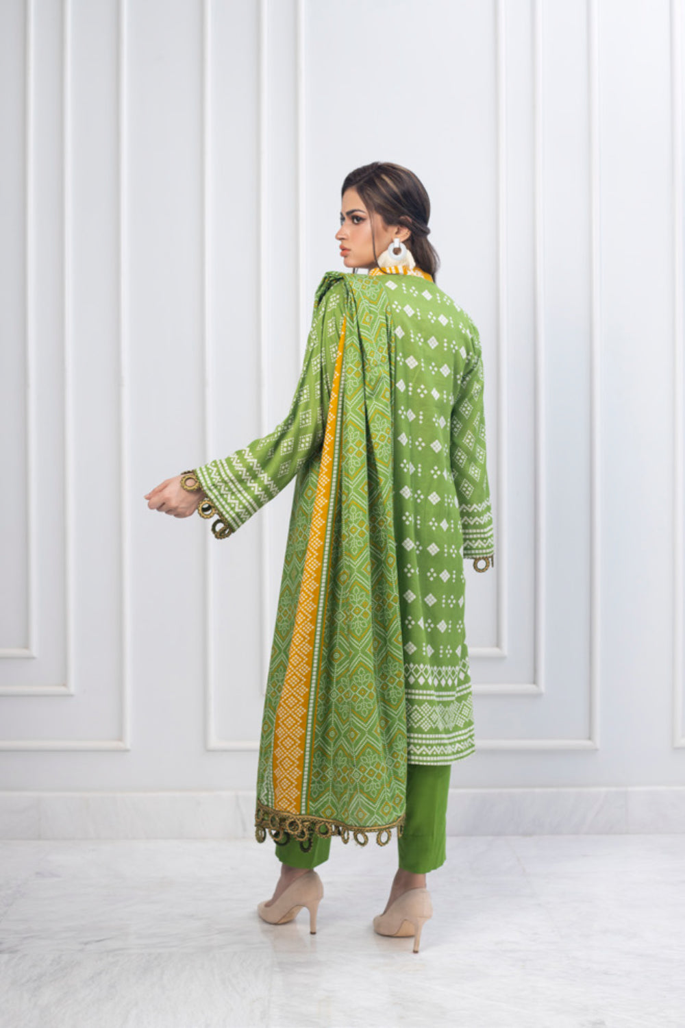 Erum Misha Printed Lawn Collection Green Suit-Set