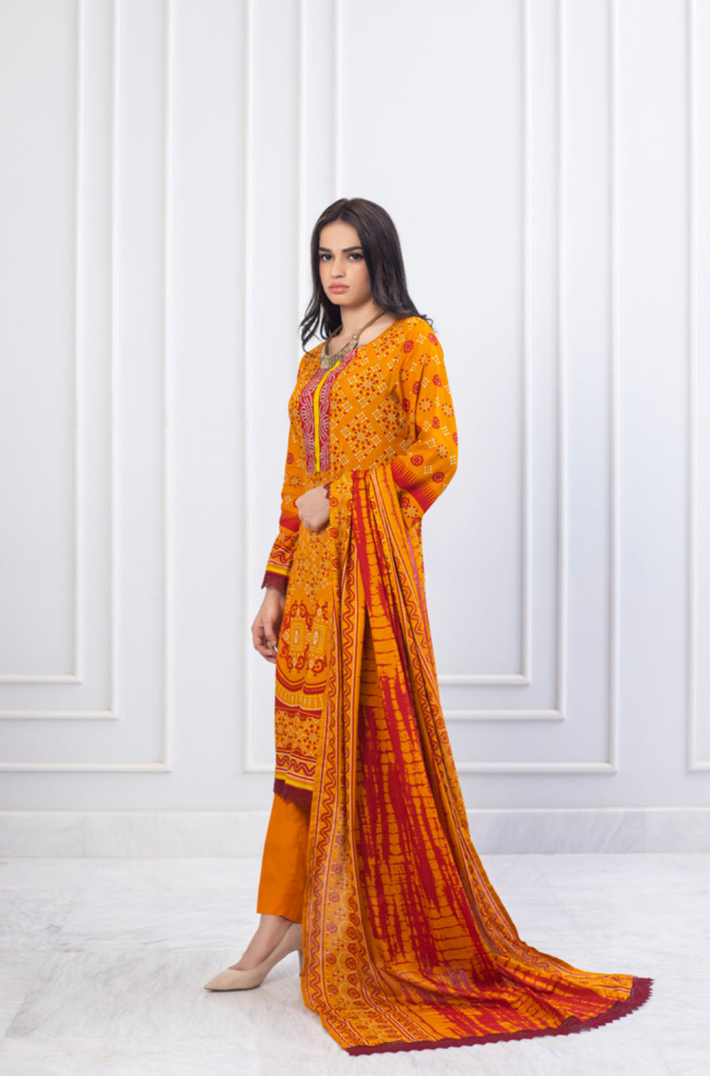 Erum Misha Printed Lawn Collection Orange Suit-Set